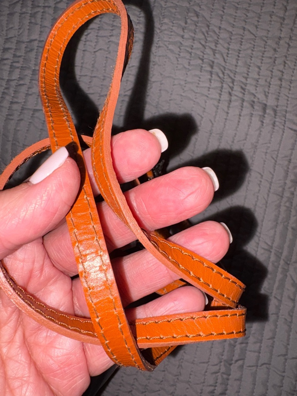 Vera Pelle Italian Leather Crossbody Bag - Classic Two-Tone Design - Picture 7 of 9